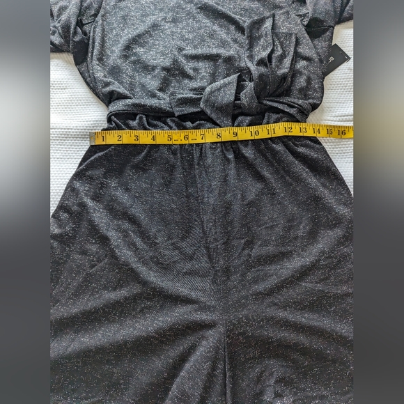 BCBG Paris Women's Sparkly Tied Waist Romper with Split Sleeves size L. - Picture 6 of 12